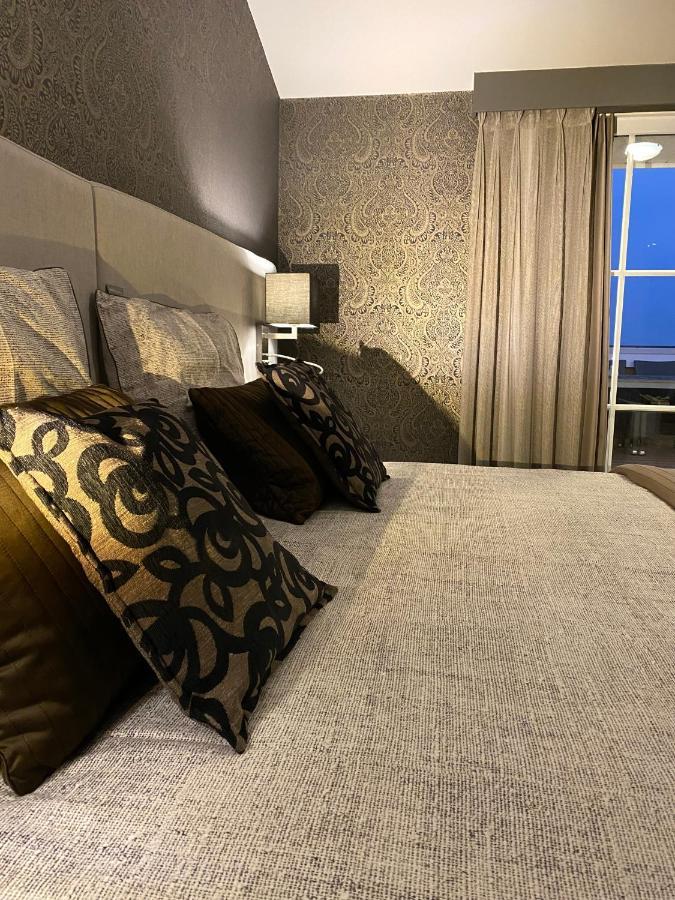 Charmehotel Kruishof 奥斯滕德 外观 照片