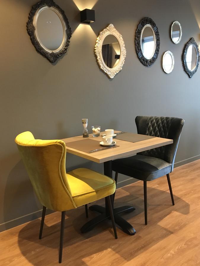 Charmehotel Kruishof 奥斯滕德 外观 照片